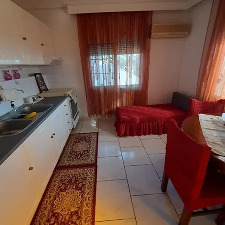 με θεα το γαλαζιο τησ θαλασσασ *