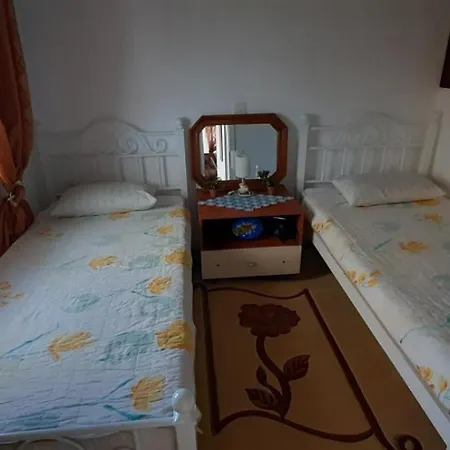 με θεα το γαλαζιο τησ θαλασσασ Néa Ankhíalos