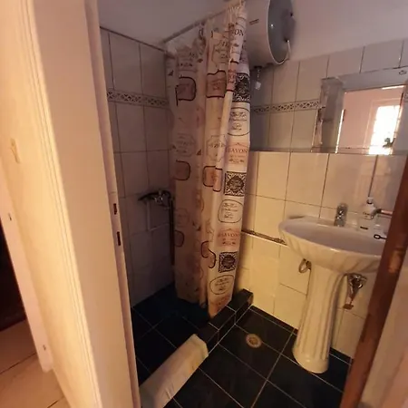 με θεα το γαλαζιο τησ θαλασσασ Néa Ankhíalos