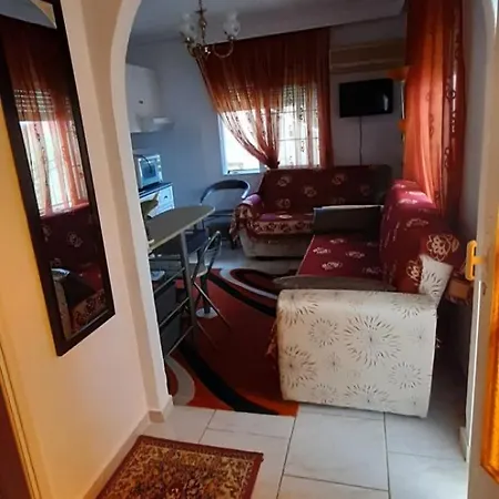 με θεα το γαλαζιο τησ θαλασσασ * Néa Ankhíalos